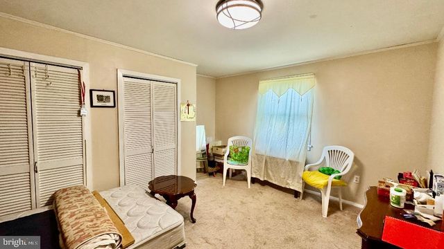 302 VASSAR DR, Newark, DE 19711