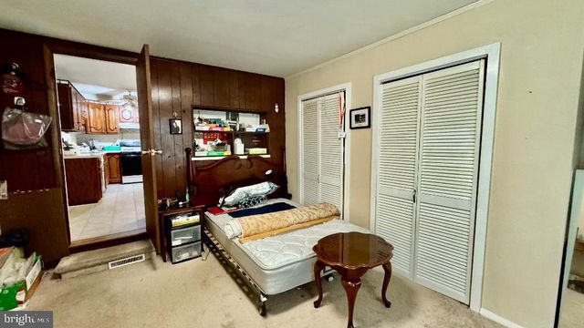 302 VASSAR DR, Newark, DE 19711