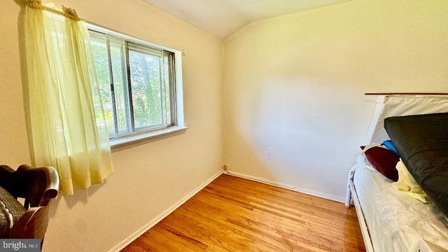 302 VASSAR DR, Newark, DE 19711