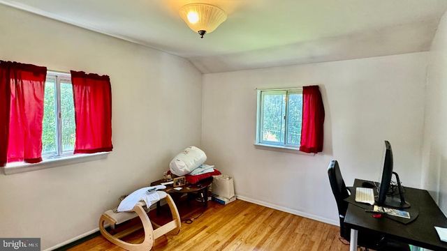 302 VASSAR DR, Newark, DE 19711