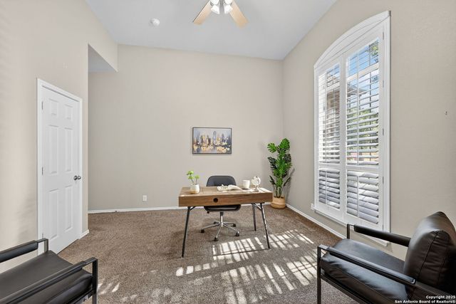 8603 Artesia Gap, Helotes, TX 78023