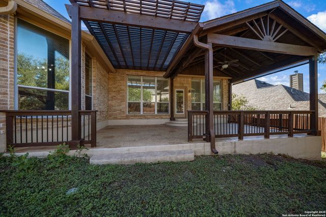 8603 Artesia Gap, Helotes, TX 78023