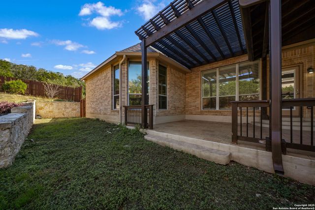 8603 Artesia Gap, Helotes, TX 78023