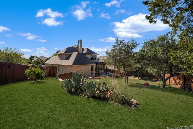 8603 Artesia Gap, Helotes, TX 78023