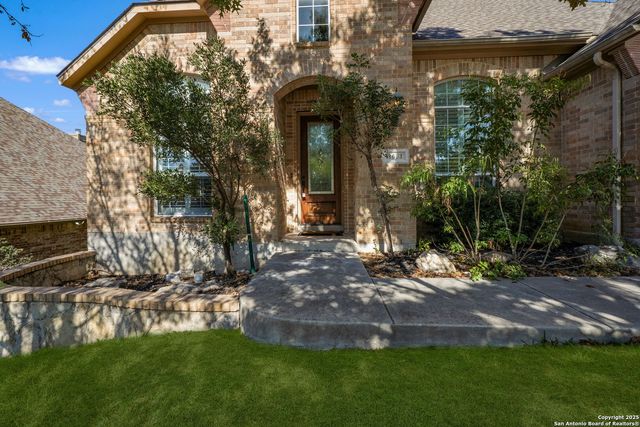 8603 Artesia Gap, Helotes, TX 78023