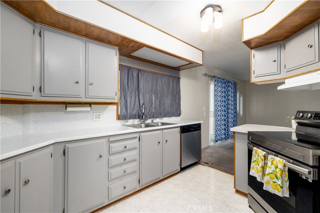 5001 W Florida 446, Hemet, CA 92545