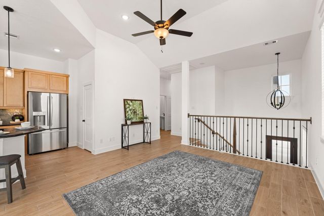 9439 Garden Gate Dr, Missouri City, TX 77459