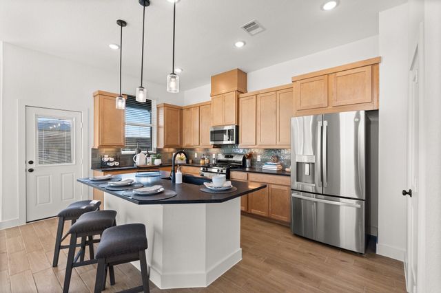 9439 Garden Gate Dr, Missouri City, TX 77459