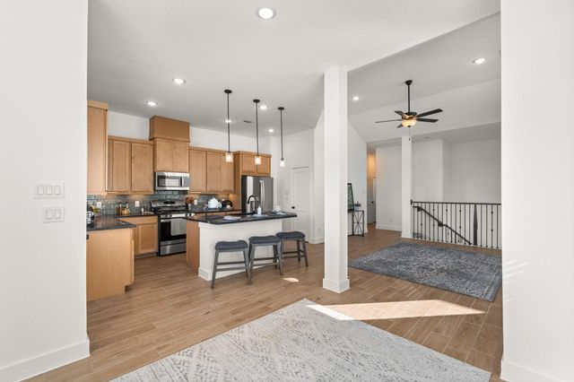 9439 Garden Gate Dr, Missouri City, TX 77459