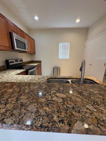 122 VISTA VERDI CIRCLE 324, Lake Mary, FL 32746