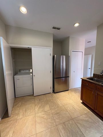 122 VISTA VERDI CIRCLE 324, Lake Mary, FL 32746