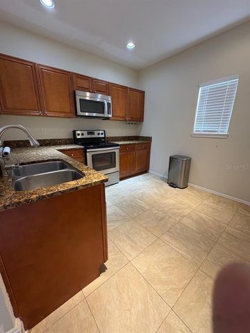 122 VISTA VERDI CIRCLE 324, Lake Mary, FL 32746