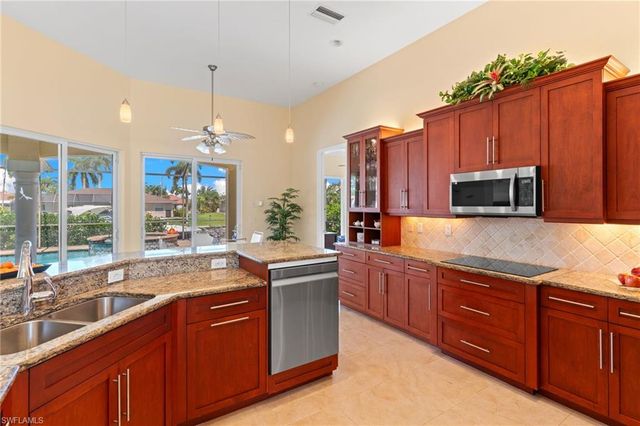 3522 19th AVE, Cape Coral, FL 33904