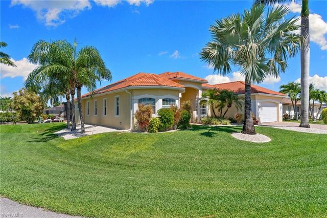 3522 19th AVE, Cape Coral, FL 33904