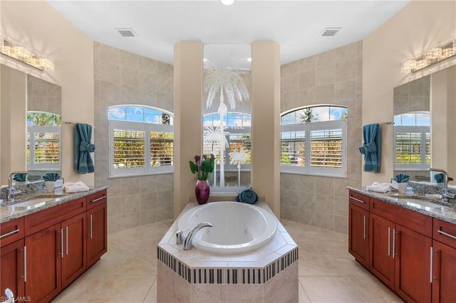 3522 19th AVE, Cape Coral, FL 33904