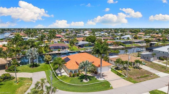 3522 19th AVE, Cape Coral, FL 33904