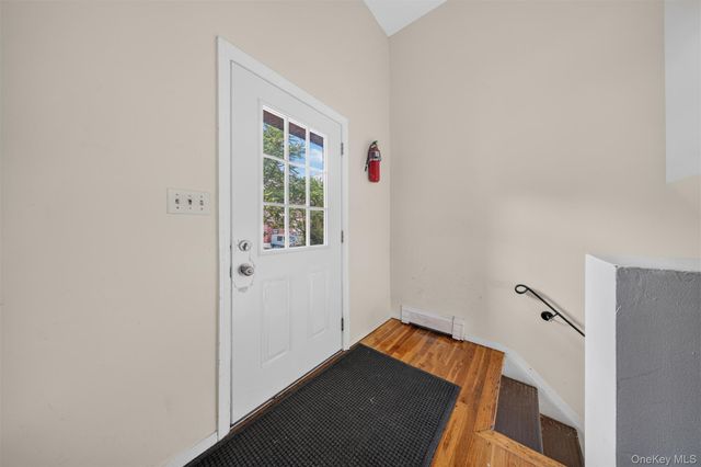 143-27 Roosevelt Avenue, Flushing, NY 11354