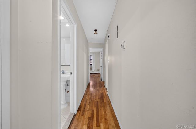 143-27 Roosevelt Avenue, Flushing, NY 11354