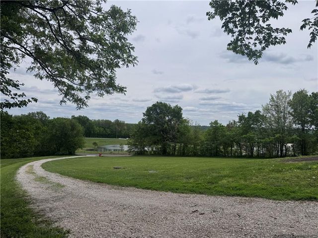 32506 E Stony Point School Road, Grain Valley, MO 64029