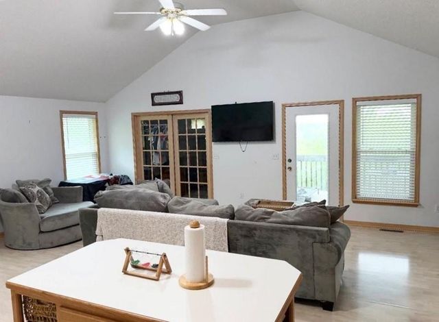 32506 E Stony Point School Road, Grain Valley, MO 64029