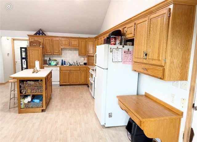 32506 E Stony Point School Road, Grain Valley, MO 64029