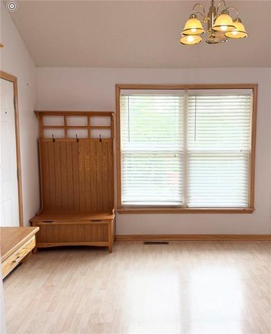 32506 E Stony Point School Road, Grain Valley, MO 64029