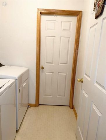 32506 E Stony Point School Road, Grain Valley, MO 64029