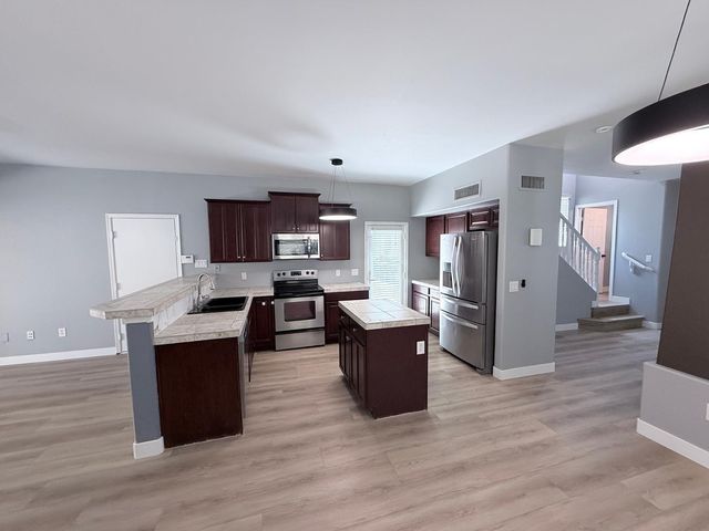 3028 W Cavalry Drive, Phoenix, AZ 85086