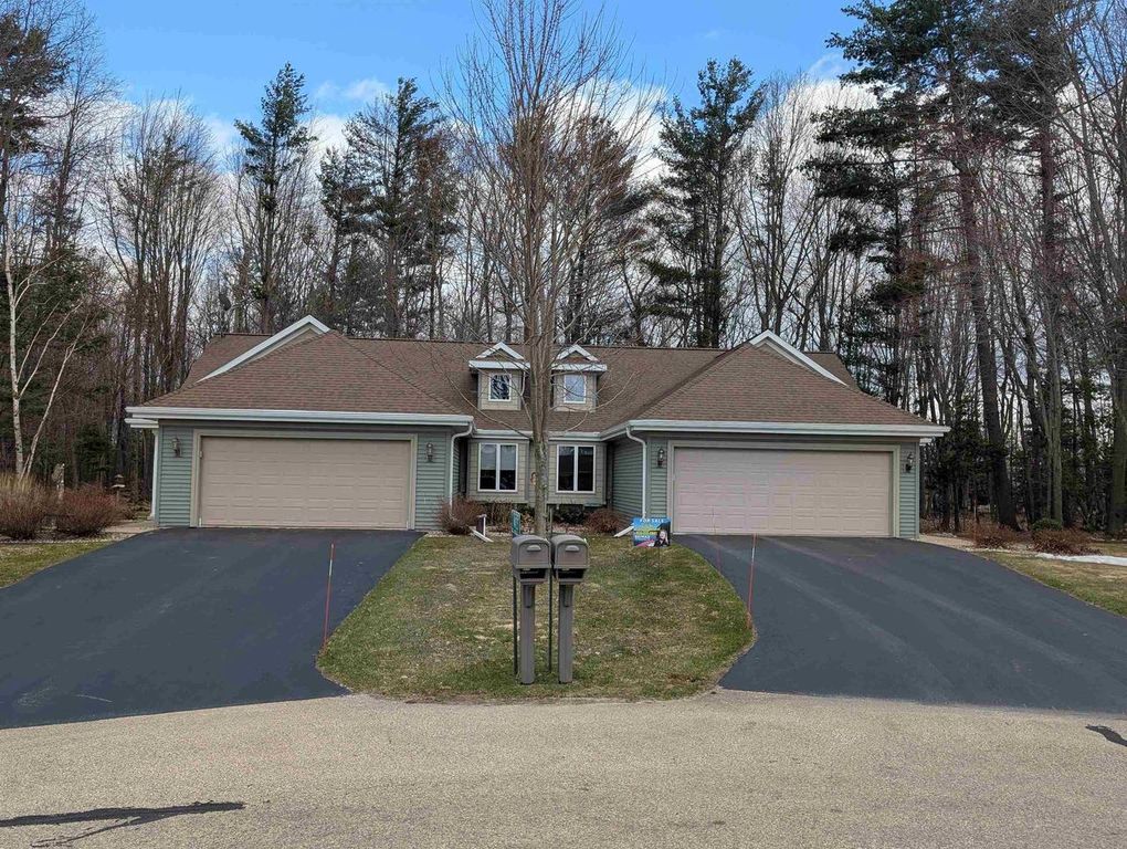 N423 SANDHILL COURT, Fremont, WI 54940