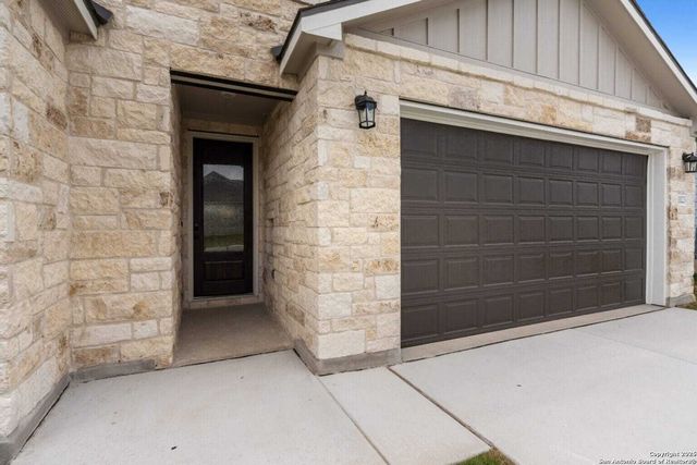 11123 Lowder, San Antonio, TX 78233