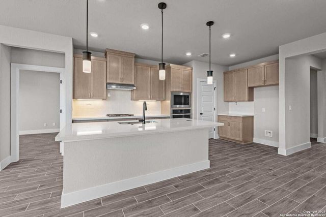 11123 Lowder, San Antonio, TX 78233