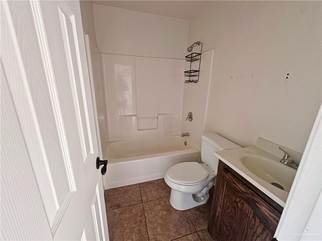 311 E Teodora Drive, Rio Grande City, TX 78582