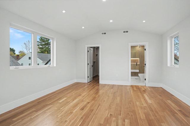 17-19 Drew Road 2, Belmont, MA 02478
