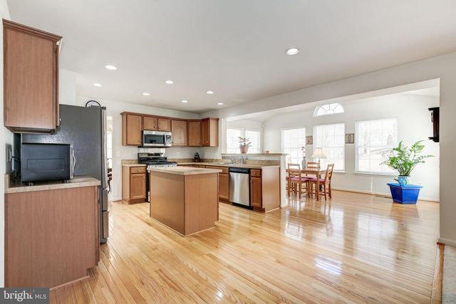 18905 ROSINGS WAY, Triangle, VA 22172