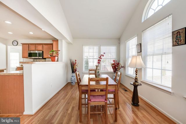 18905 ROSINGS WAY, Triangle, VA 22172