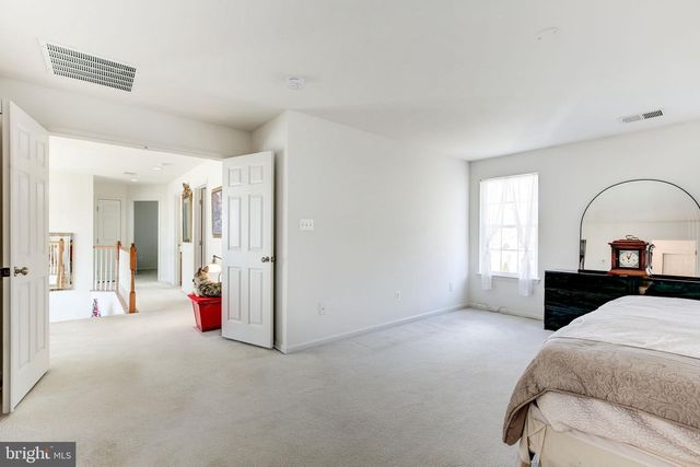 18905 ROSINGS WAY, Triangle, VA 22172