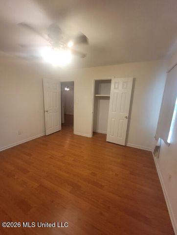4807 Bel Meade Avenue, Pascagoula, MS 39581