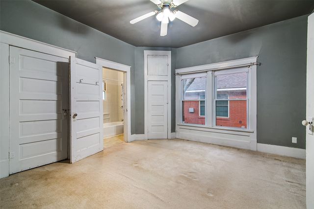 607 E Main Street, Whitesboro, TX 76273