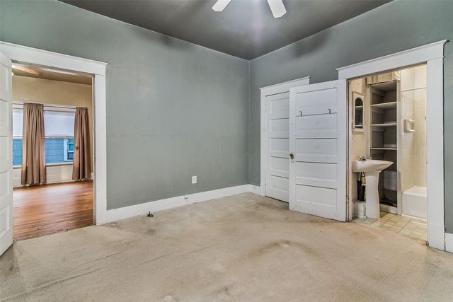 607 E Main Street, Whitesboro, TX 76273