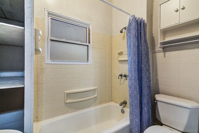 607 E Main Street, Whitesboro, TX 76273