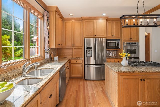13905 212th Drive NE, Woodinville, WA 98077