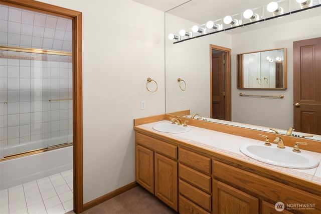 13905 212th Drive NE, Woodinville, WA 98077
