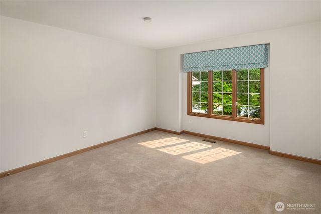 13905 212th Drive NE, Woodinville, WA 98077