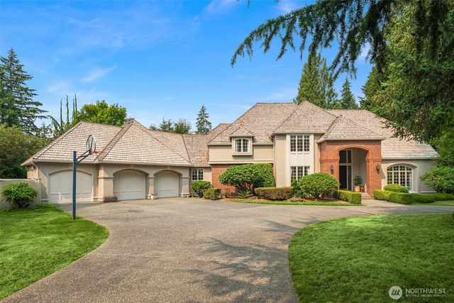 13905 212th Drive NE, Woodinville, WA 98077