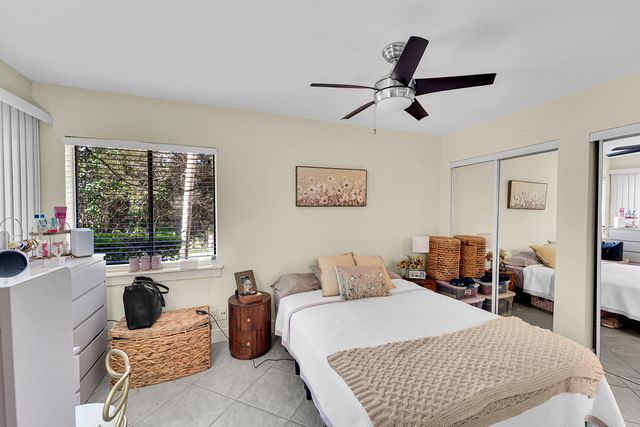 261 WIMBLEDON LAKE Drive, Plantation, FL 33324