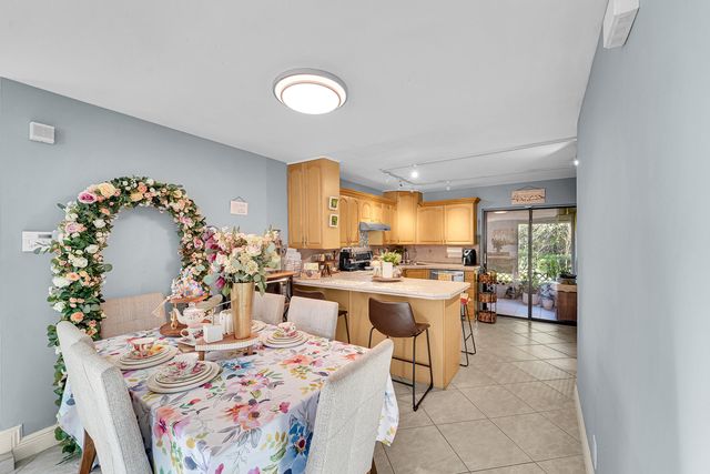 261 WIMBLEDON LAKE Drive, Plantation, FL 33324