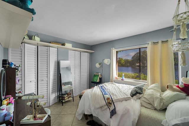261 WIMBLEDON LAKE Drive, Plantation, FL 33324