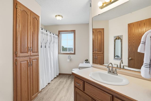 21950 Norway Street NW, Cedar, MN 55011