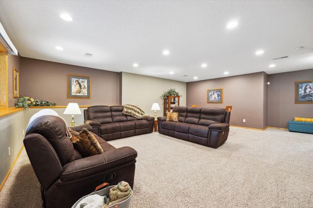 21950 Norway Street NW, Cedar, MN 55011