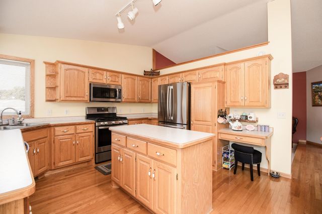 21950 Norway Street NW, Cedar, MN 55011